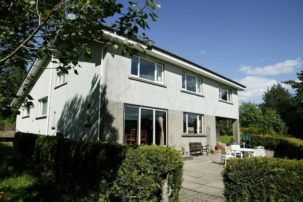 Braeburn Guesthouse ฟอร์ตวิลเลียม ภายนอก รูปภาพ