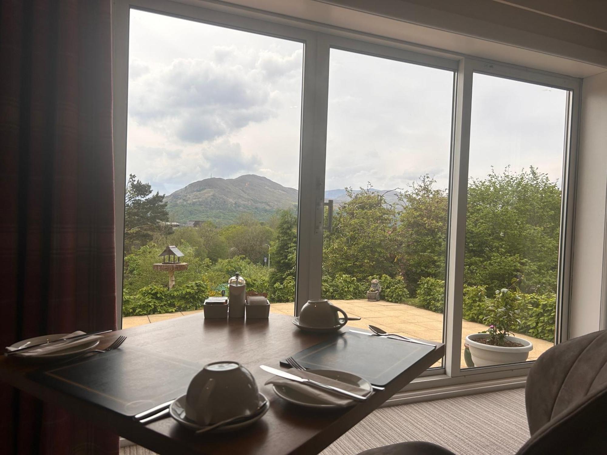 Braeburn Guesthouse ฟอร์ตวิลเลียม ภายนอก รูปภาพ